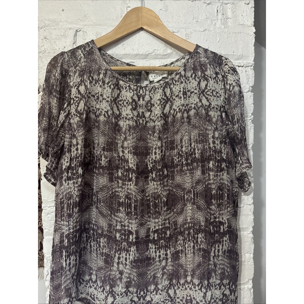 Velvet By Graham And Spencer Anthropologie Woman's‎ Extra Large Metallic Top
